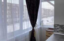 Etaj intermediar, 40 mp, balcon inchis, zona Eroilor