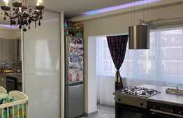 Etaj intermediar, 40 mp, balcon inchis, zona Eroilor