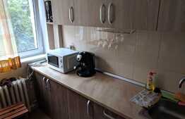 Apartament 3 camere, decomandat, zona Taietura Turcului