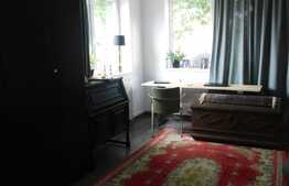 Casa de 200 mp utili, teren 773 mp, Exterior Est!