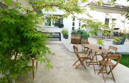 Casa de 200 mp utili, teren 773 mp, Exterior Est!