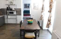 Casa de 200 mp utili, teren 773 mp, Exterior Est!