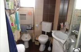 De vanzare apartament cu 3 camere decomandate, 67 mp utili, zona Observatorului