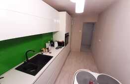 Apartament cu 3 camere, 80 mp, situat in Centrul Civic