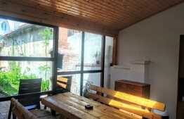 Doua apartamente de vânzare in casa