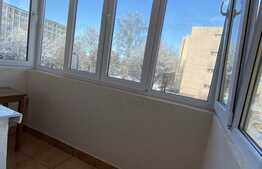 Vand apartament 2 camere Zona Garii