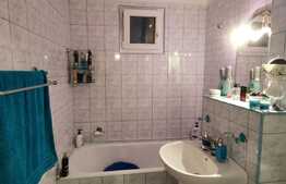 De vanzare apartament cu 2 camere, decomandat, 56 mp, zona Expo Transilvania