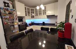 Apartament 3 camere, 99 mp, Cartier Tractorul