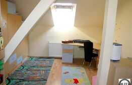 Apartament pe 2 nivele la pret OPORTUN, mobilat si utilat