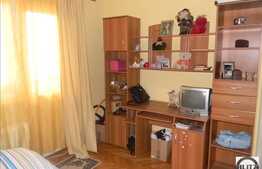 De vanzare 2 camere, 49 mp utili, zona Calea Floresti!