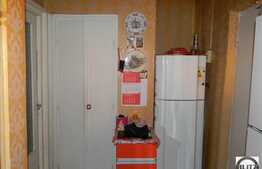 Apartament 4 camere, 57 mp utili, 2 balcoane, zona Casa Piratilor