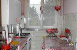 Apartament 4 camere, 57 mp utili, 2 balcoane, zona Casa Piratilor