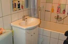 Apartament 4 camere, 57 mp utili, 2 balcoane, zona Casa Piratilor