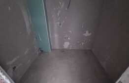 Apartament  2 camere , 50mp, semifinisat, balcon! Zona Vivo!