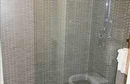 4 camere, 105 mp, terasa, A.C. si 2 parcari supraterane. Zona Campului!