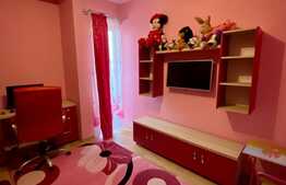 Apartament cu 2 camere, decomandat, 75 mp, modern, 2 parcari, zona strazii Aurel Vlaicu