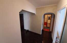 Apartament cu 4 camere, 88 mp, zona Racadau