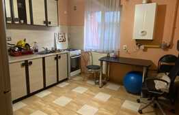 Apartament 1 camera, decomandat, mobilat si utilat, zona centrala!