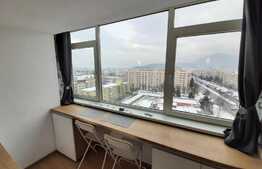 Garsoniera 32 mp, situata in Centrul Civic, cu o priveliste superba asupra Brasovului