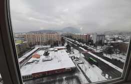 Garsoniera 32 mp, situata in Centrul Civic, cu o priveliste superba asupra Brasovului