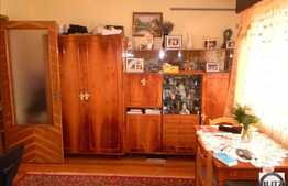 Vanzare apartament 2 camere, 53 mp utili, cu garaj si boxa, zona UMF