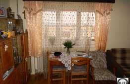 Vanzare apartament 2 camere, 53 mp utili, cu garaj si boxa, zona UMF