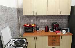 Casa renovata, pretabila si pentru activitati de birouri! 