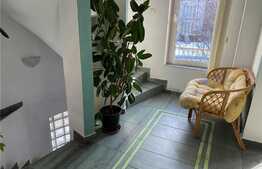 Casa 4 camere, 180 mp, teren 200mp, zona premium din cartierul Andrei Muresanu