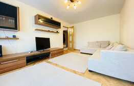 Apartament cu 3 camere, 65 mp, decomandat, zona Piata Cipariu