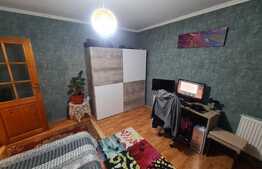 Apartament 2 camere, decomandat, etaj intermediar! Zona strazii Eroilor!