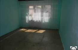 De vanzare 2 camere, decomandat, 52 mp utili, zona strazii Plopilor!