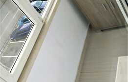 REDUCERE DE PRET! Apartament 2 camere, decomandat, etaj intermediar, baie cu geam in Piata Mihai Viteazu