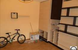 De vanzare mansarda cu 1 camera, 32 mp, decomandata! Zona Piata Floresti!