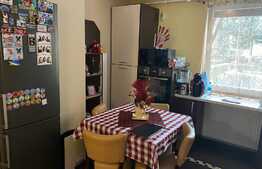 Apartament 3 camere, 71 mp, decomandat, zona Centru Civic