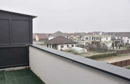 Apartament 3 camere, 69 mp, Sanpetru