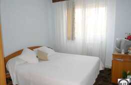 4 camere de vanzare , cu loc de parcare si 2 terase!Imobil reabilitat termic!