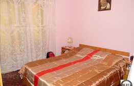 4 camere de vanzare , cu loc de parcare si 2 terase!Imobil reabilitat termic!