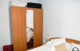 4 camere de vanzare , cu loc de parcare si 2 terase!Imobil reabilitat termic!