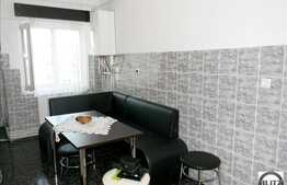 4 camere de vanzare , cu loc de parcare si 2 terase!Imobil reabilitat termic!