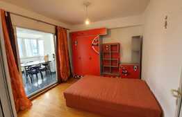 Apartament spatios - 120mp, impartit in 2 apartamente cu intrari separate