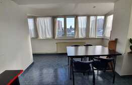 Apartament spatios - 120mp, impartit in 2 apartamente cu intrari separate