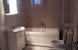 Casa individuala, 3 camere,  80 mp, parcare, zona Sannicoara
