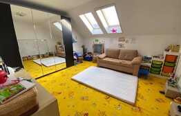  De vanzare penthouse 147 mp cu 4 camere, scara interioara, zona Vivo