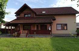 Casa deosebita Cristian, Brasov