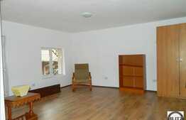 De vanzare 2 apartamente in imobil tip casa, izolata interior, exterior