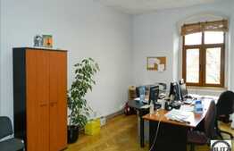 Vanzare 4 camere, 180 mp, la 3 minute de Piata Avram Iancu, 2 locuri de parcare