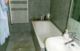 Vanzare 4 camere, 86 mp in zona Billa, pret oportun