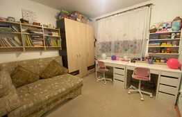 Apartament 2 camere, 39 mp + 5mp de balcon cu debara, zona Mehedinti!