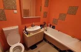 Apartament 3 camere, 56 mp, parcare, zona Sesul de Sus