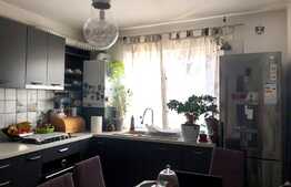 Apartament 3 camere intr-un imobil tip vila!